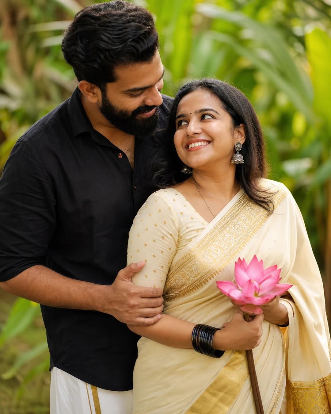 Kerala Saree Lotus Romantic Couple Portrait Prompt — image 2