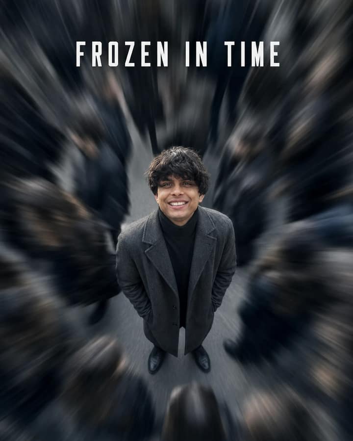 Frozen-in-Time Crowd Portrait AI Image Prompt