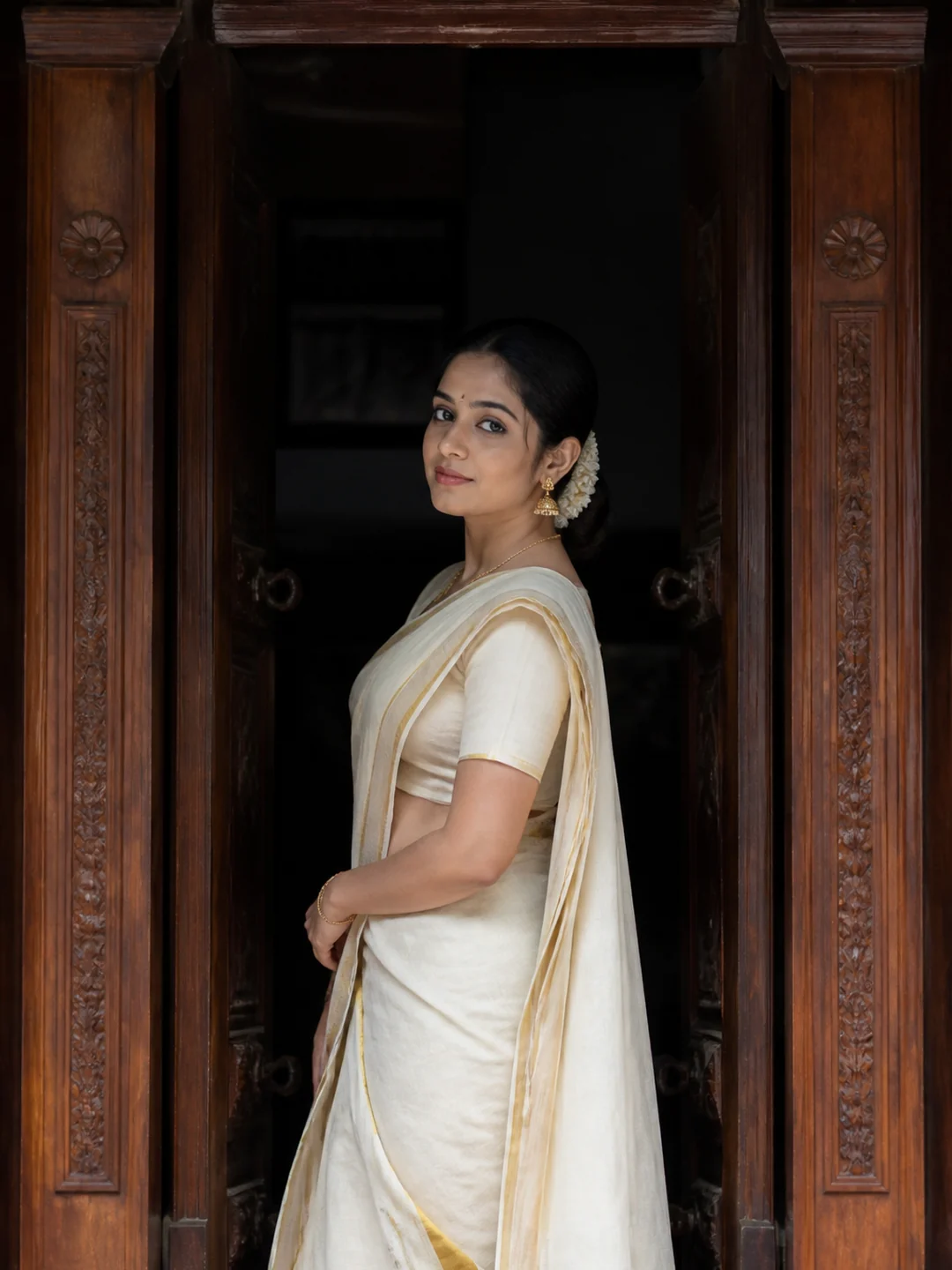 south indian girl ai photo prompt saree example 2 — 5 Stunning South Indian Girl AI Photo Prompts in Saree 2026