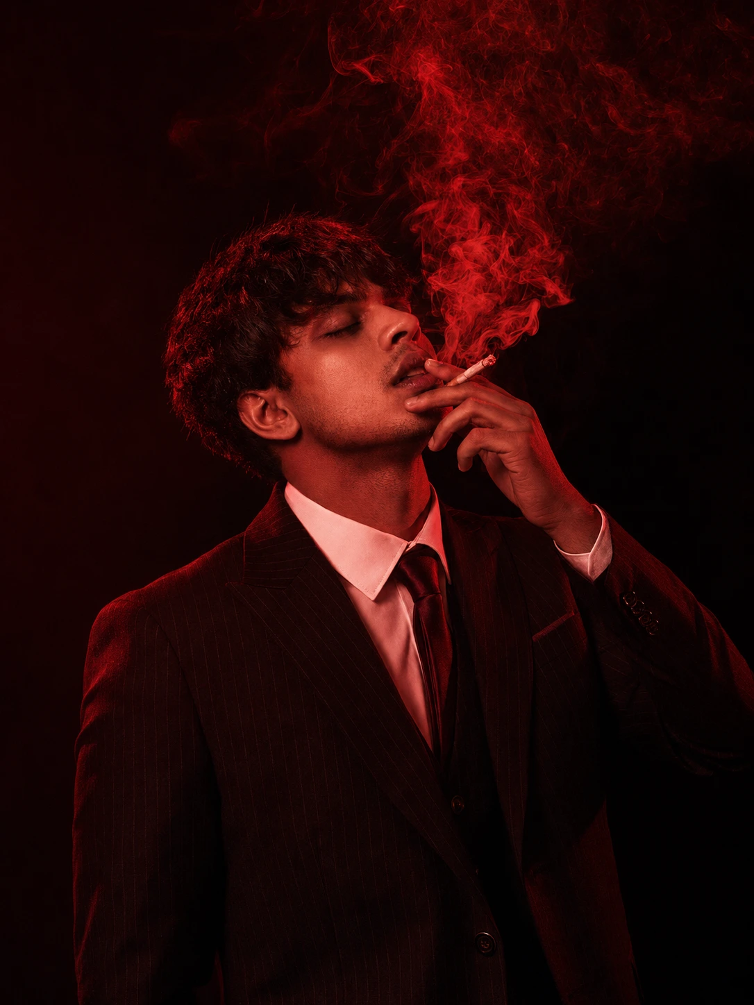 Smoky Studio Portrait AI Photo Prompt for Gemini — image 2