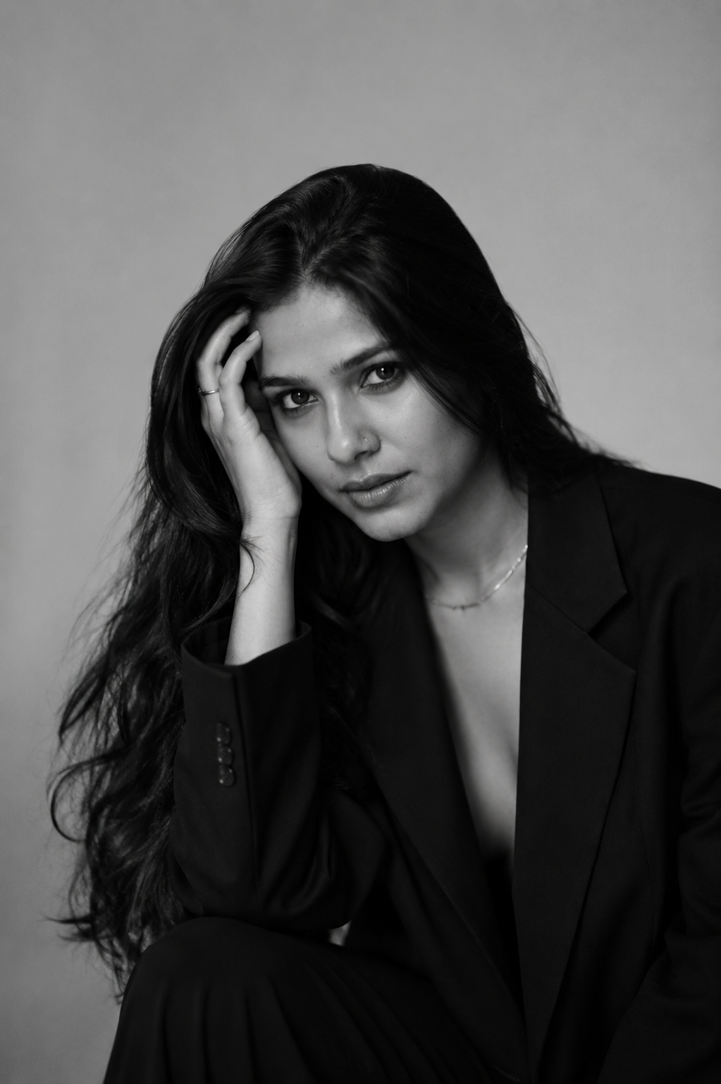 Black & White Headshot AI Photo Prompt for Gemini