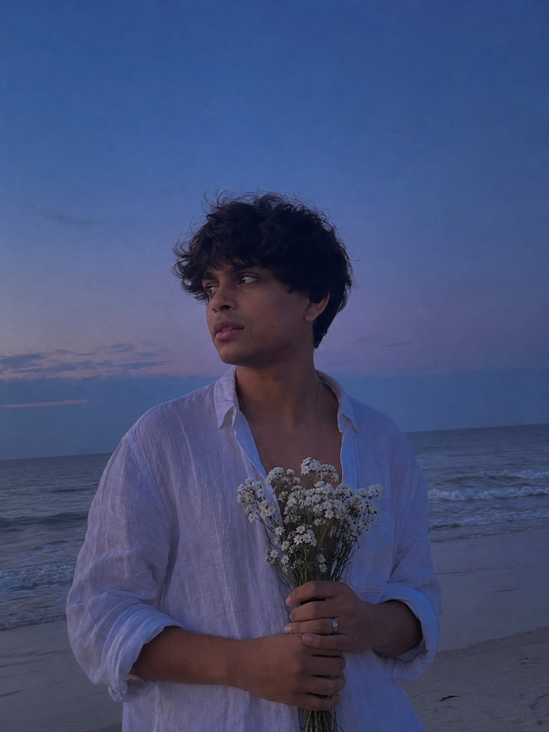 Blue Hour Beach Portrait AI Prompt for Gemini