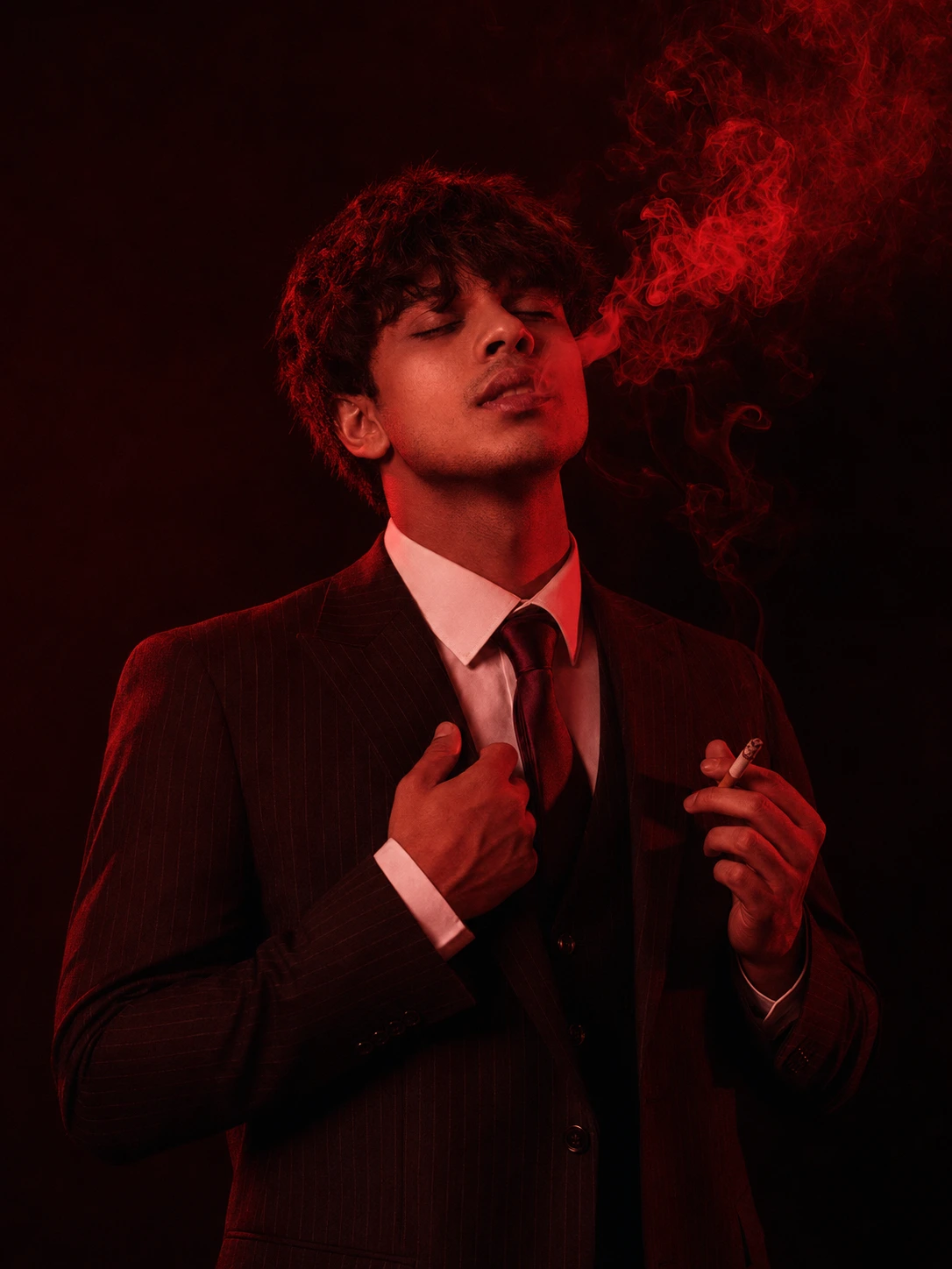 Smoky Studio Portrait AI Photo Prompt for Gemini — image 3